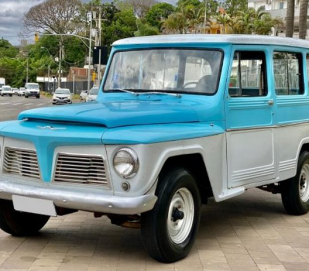 Raros e de coleção: 29 carros clássicos vão a leilão em Porto Alegre; confira