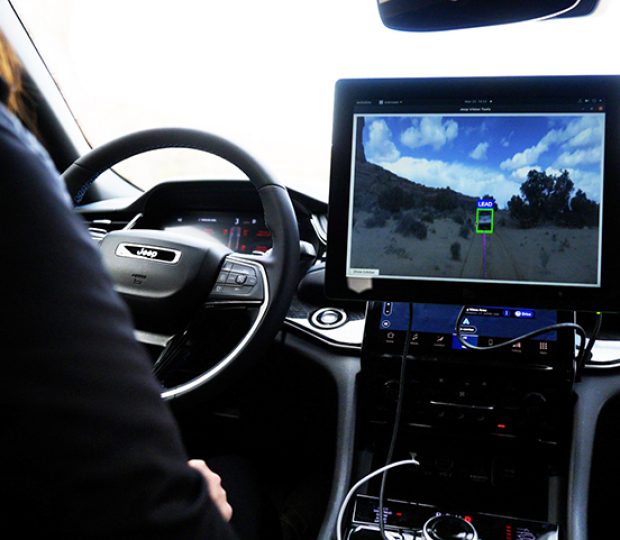 Inteligência Artificial e tecnologia de condução autônoma off-road da Jeep